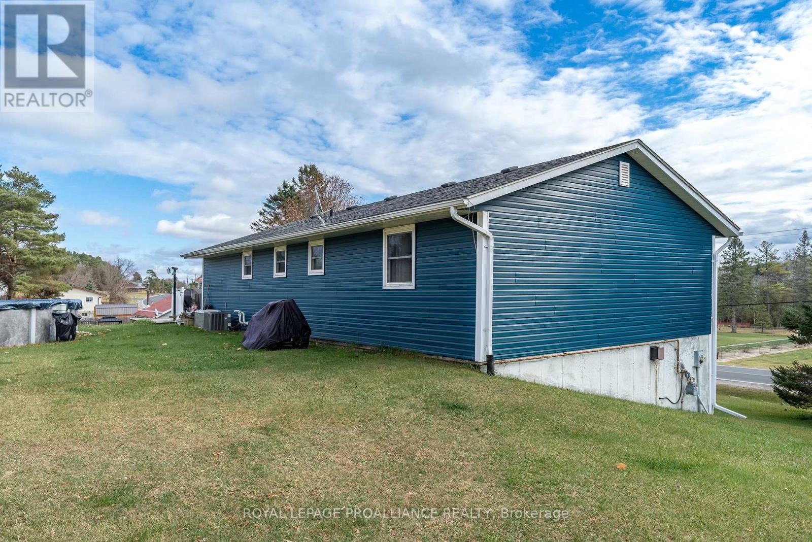 1492 County Rd 5, Quinte West, Ontario  K0K 2C0 - Photo 34 - X12192516