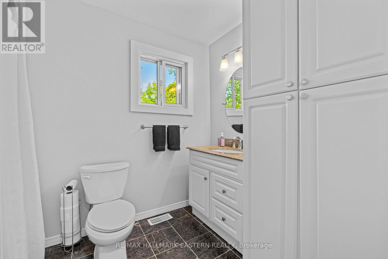 20 Kawartha Hideway Loop, Trent Lakes, Ontario  K0L 1J0 - Photo 10 - X12192557
