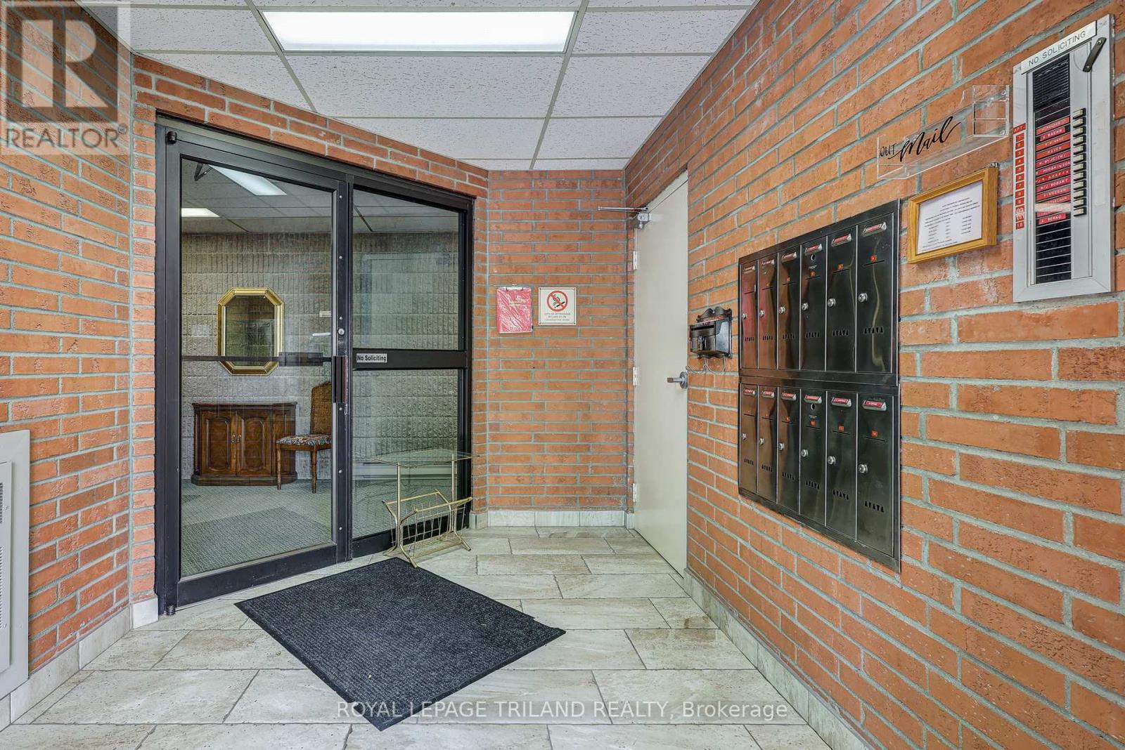 11 - 125 Elm Street, St. Thomas, Ontario  N5R 1H9 - Photo 27 - X12192713