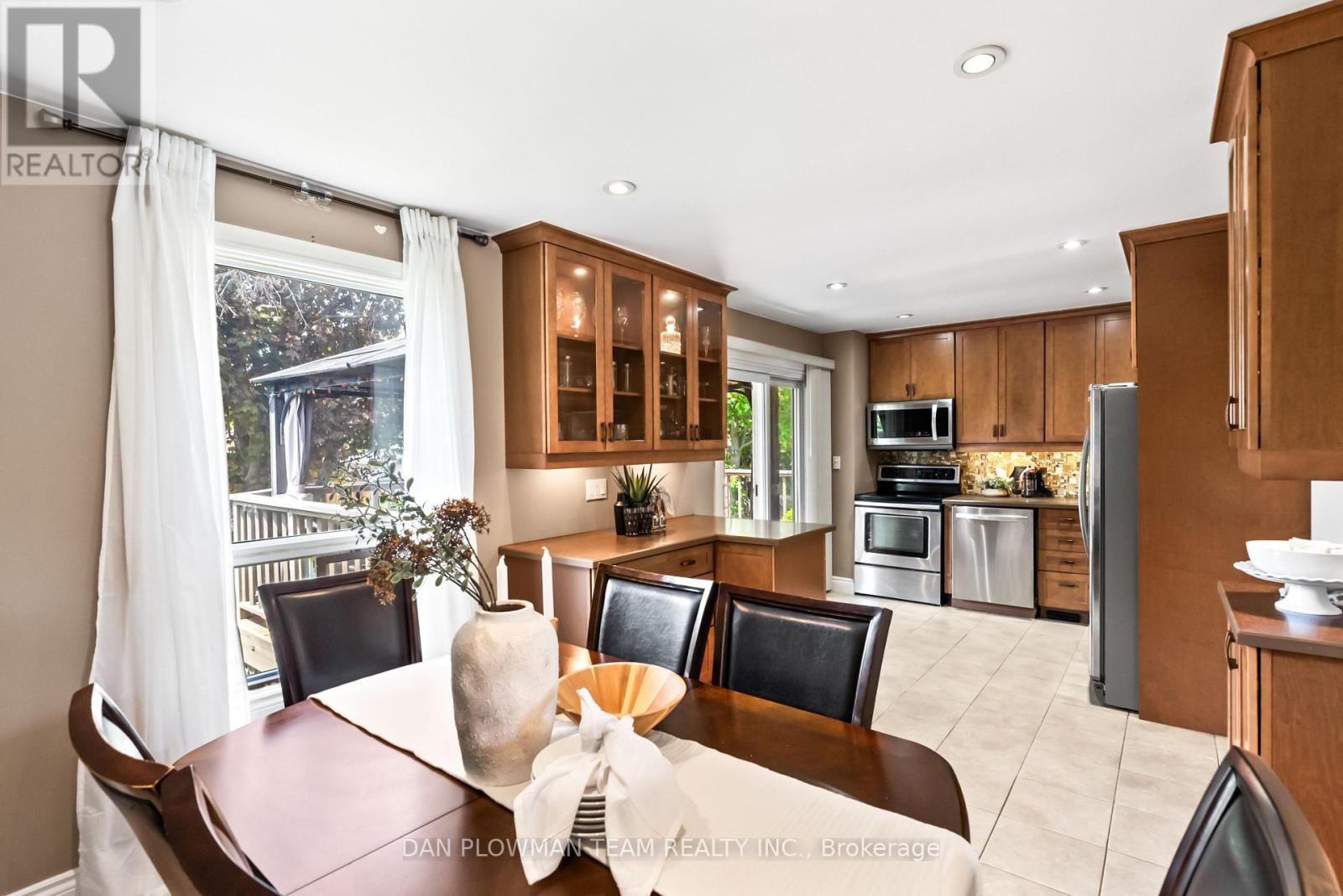 728 Pickering Beach Road, Ajax (South East), Ontario  L1S 3K8 - Photo 11 - E12192605