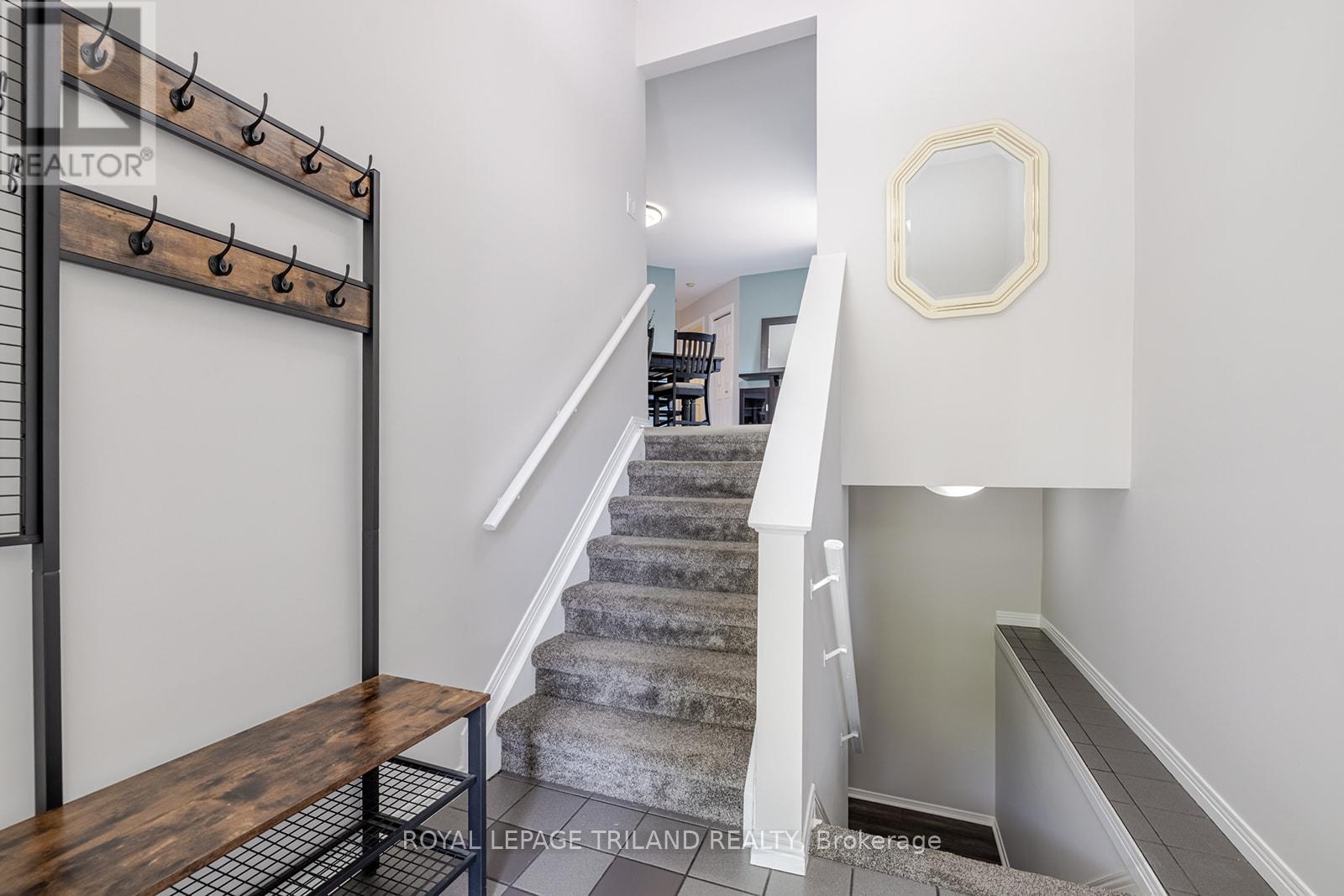 59 Farmington Avenue, Aylmer, Ontario  N5H 3E3 - Photo 4 - X12192813