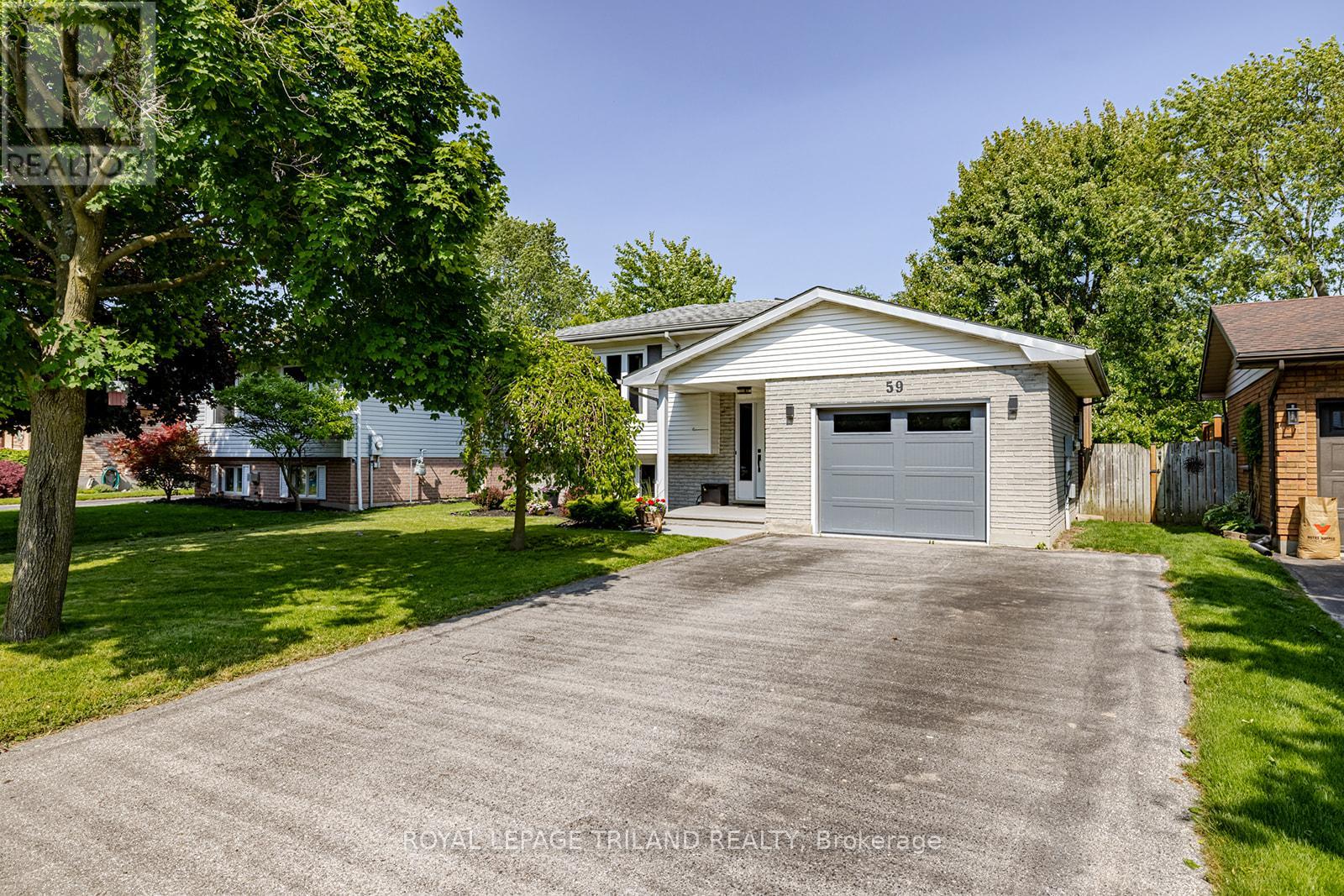 59 Farmington Avenue, Aylmer, Ontario  N5H 3E3 - Photo 1 - X12192813
