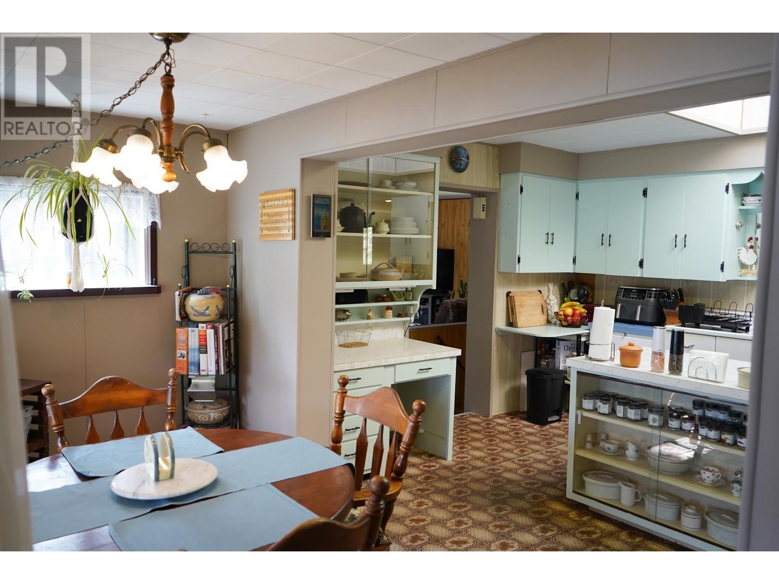 6305 Moose Point Drive, Lone Butte, British Columbia  V0K 2K1 - Photo 5 - R2997393