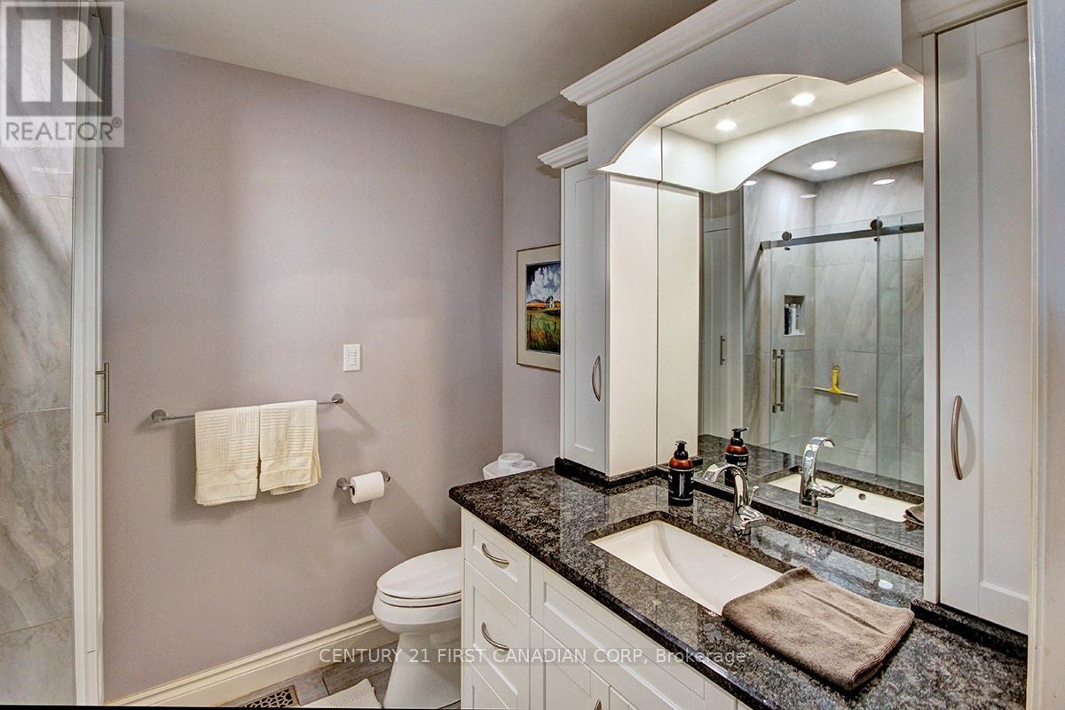 811 Clearview Crescent, London North, Ontario  N6H 4P6 - Photo 16 - X12192977
