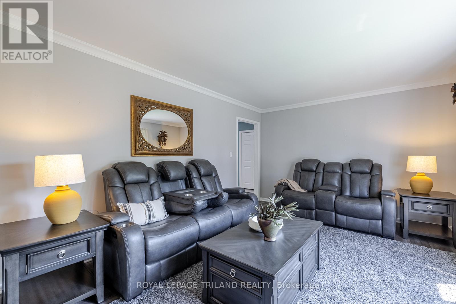 59 Farmington Avenue, Aylmer, Ontario  N5H 3E3 - Photo 11 - X12192813