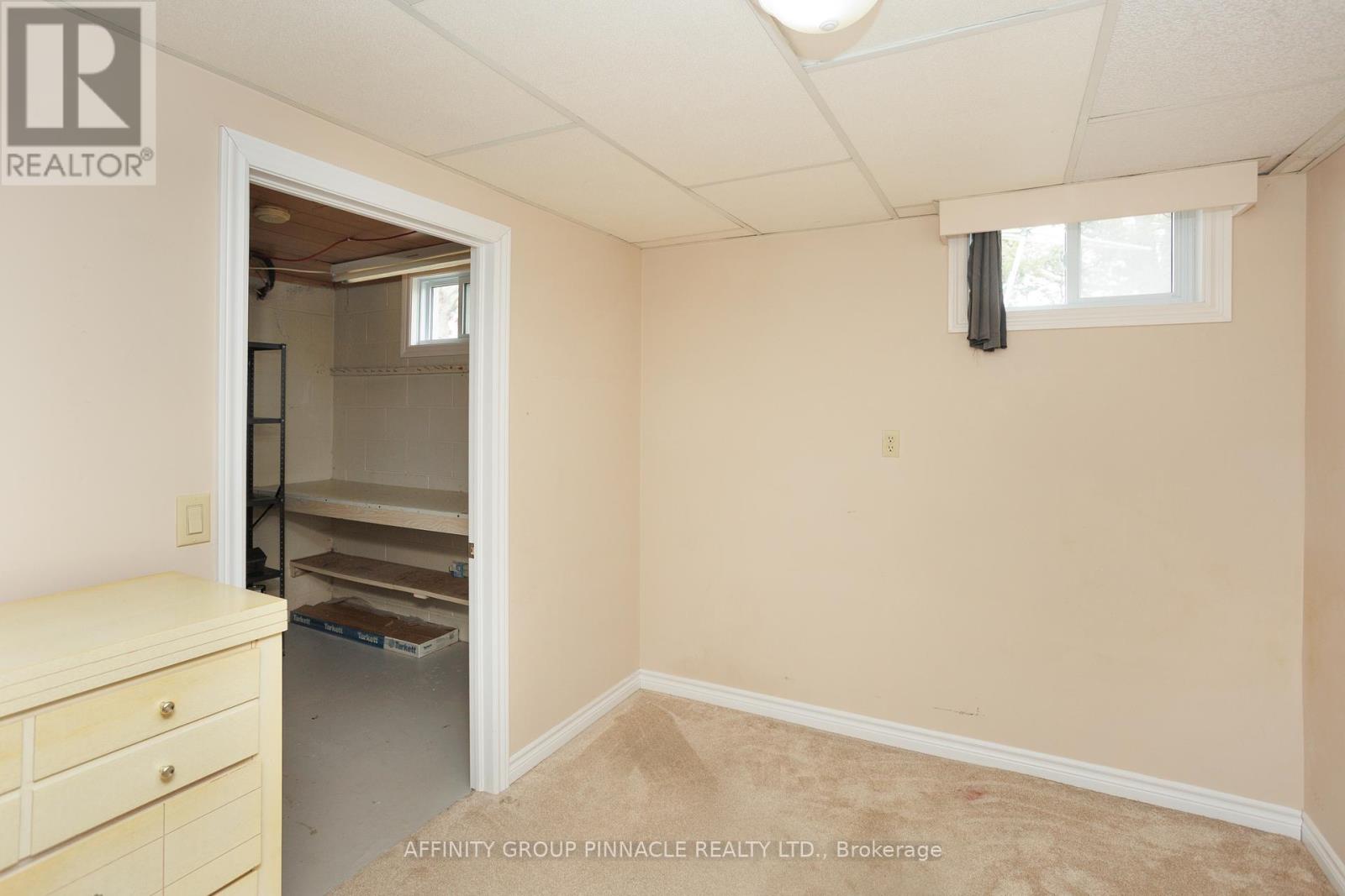 2 Maple Crescent, Kawartha Lakes, Ontario K9V 2R7 - Photo 46 - X12192907