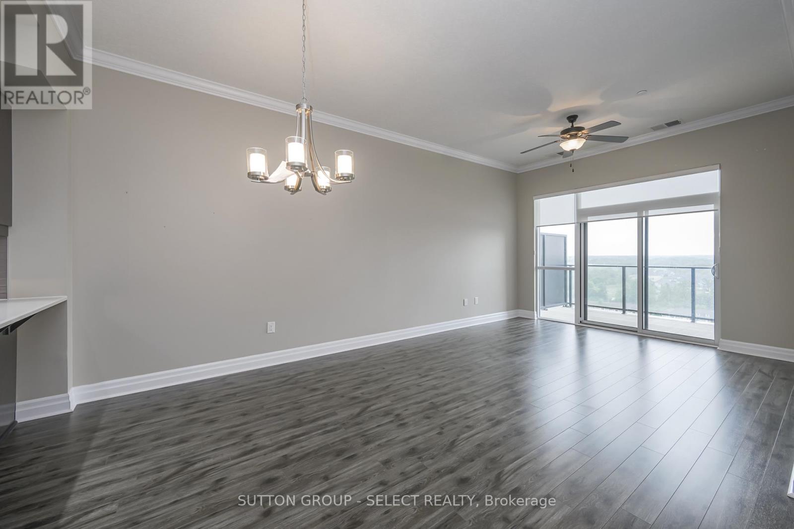 1110 - 240 Villagewalk Boulevard, London North, Ontario  N6G 0P6 - Photo 8 - X12192899