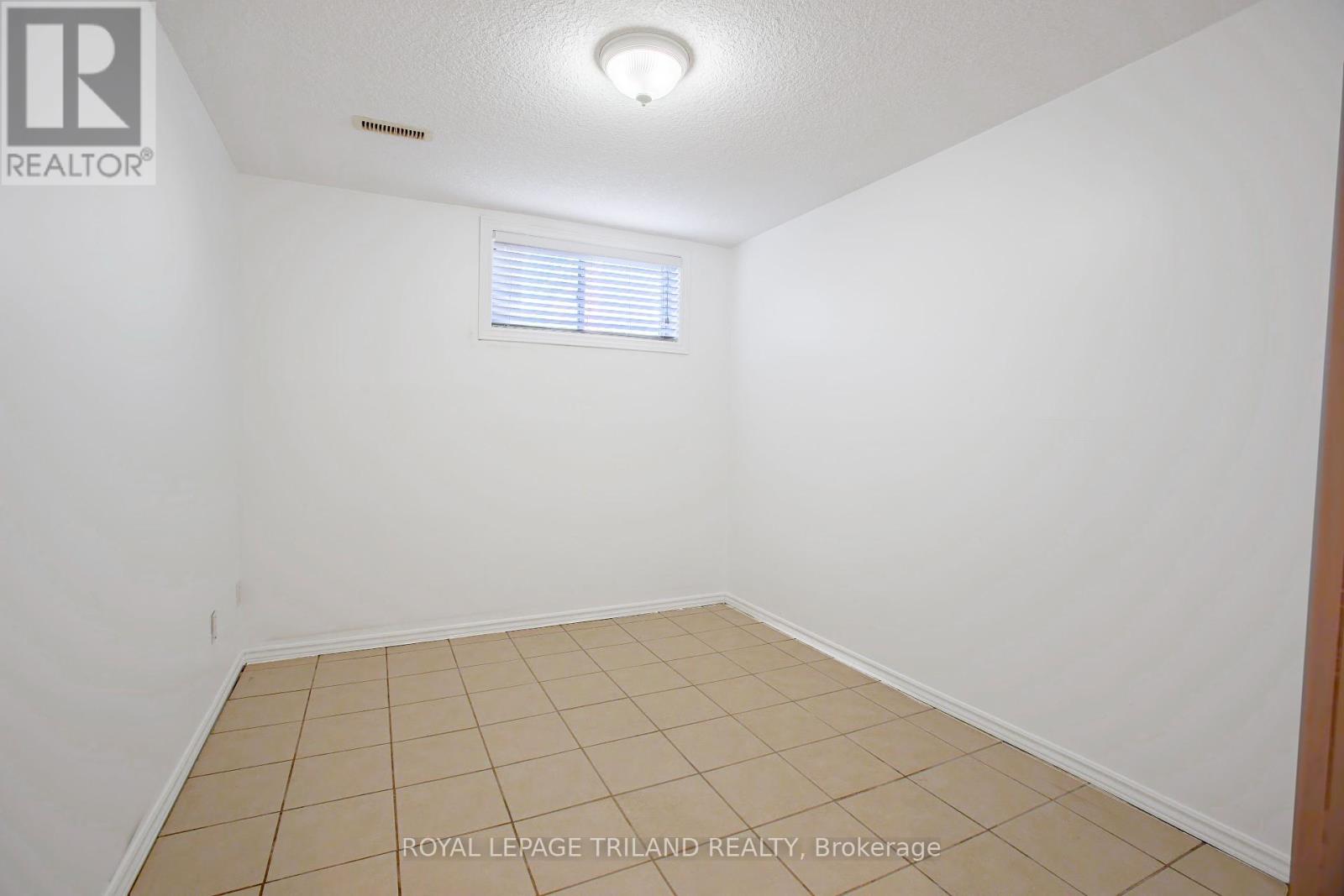 685 North Leaksdale Circle, London South, Ontario  N6M 1M1 - Photo 32 - X12192906
