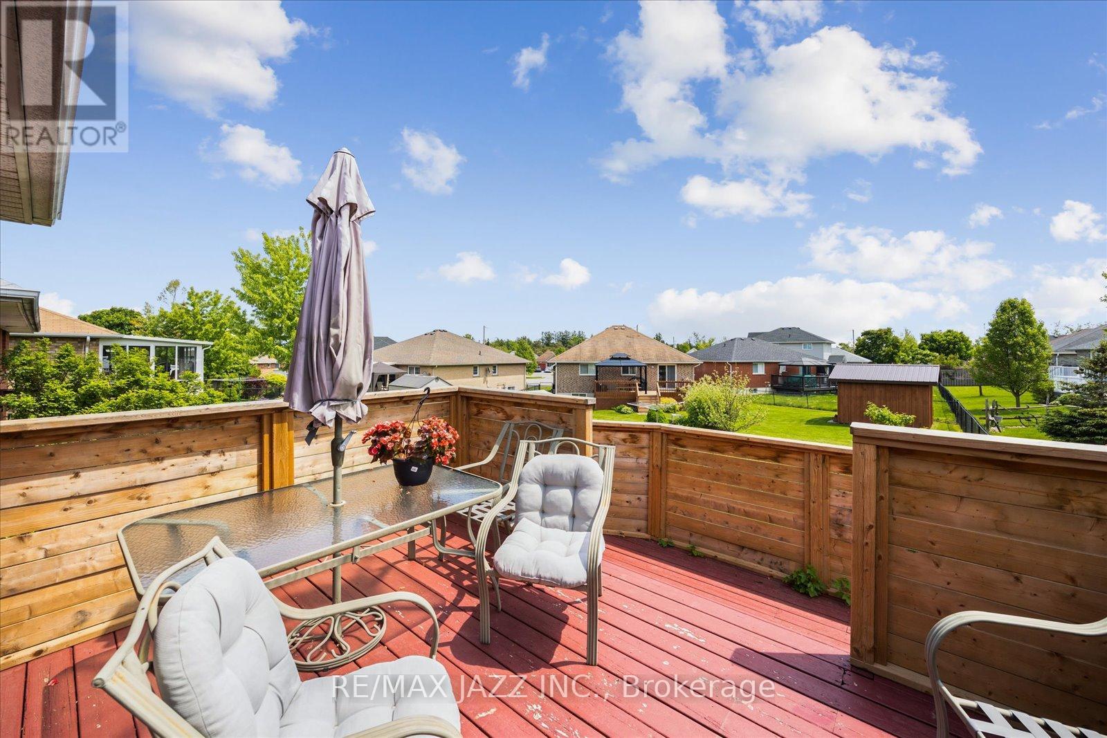 39 Mcgibbon Boulevard, Kawartha Lakes, Ontario  K9V 6G4 - Photo 25 - X12192979
