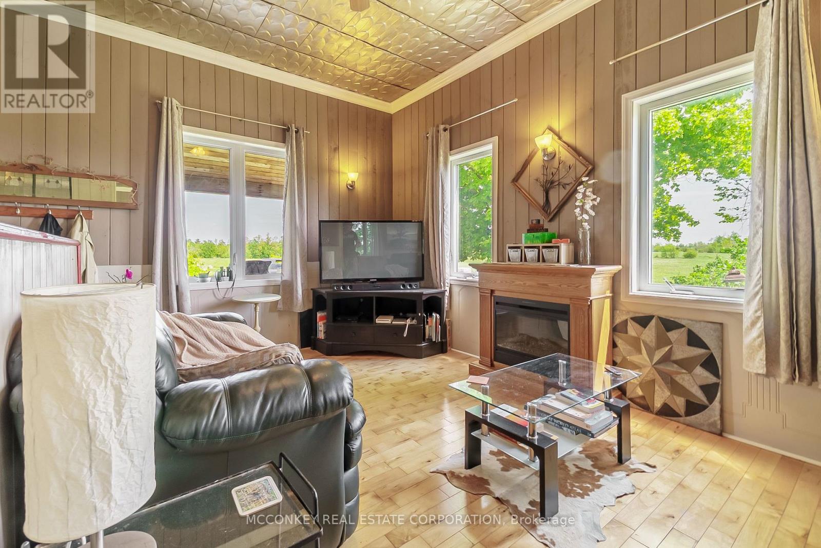 2385 Northey's Road, Selwyn, Ontario  K0L 2H0 - Photo 18 - X12192958