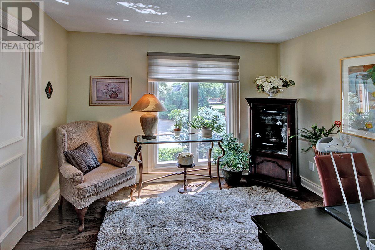 811 Clearview Crescent, London North, Ontario  N6H 4P6 - Photo 15 - X12192977