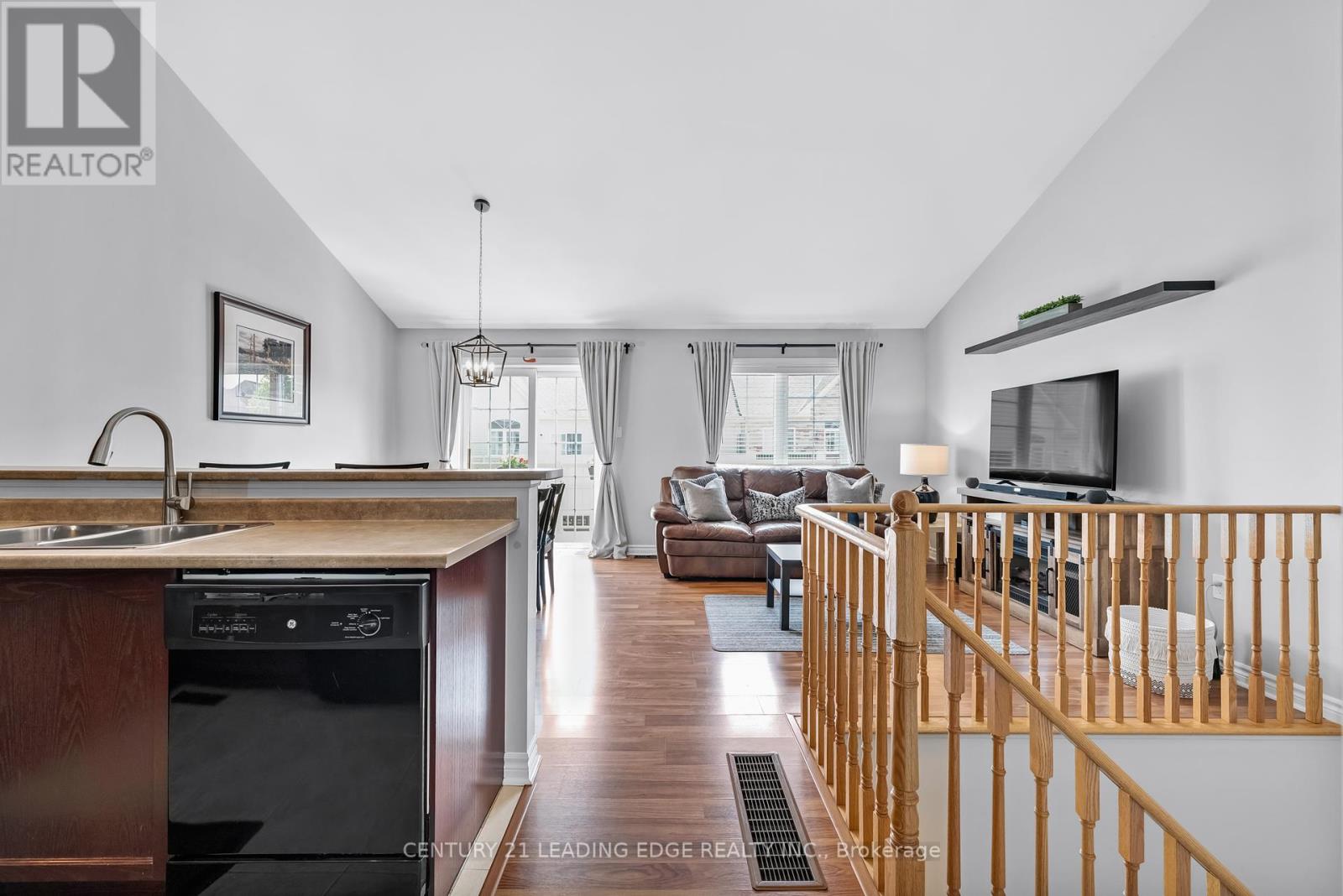 111 Civic Centre Dr Drive, Whitby (Pringle Creek), Ontario  L1R 0C8 - Photo 13 - E12192860
