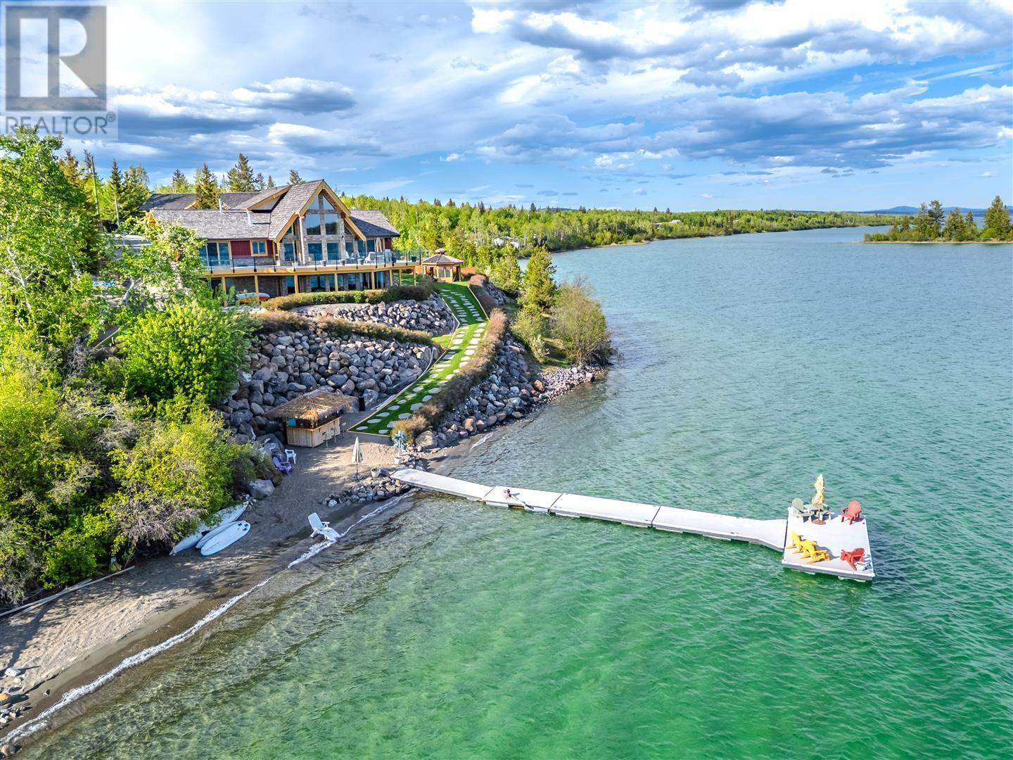 5834 GREEN LAKE NORTH ROAD, 70 Mile House, British Columbia