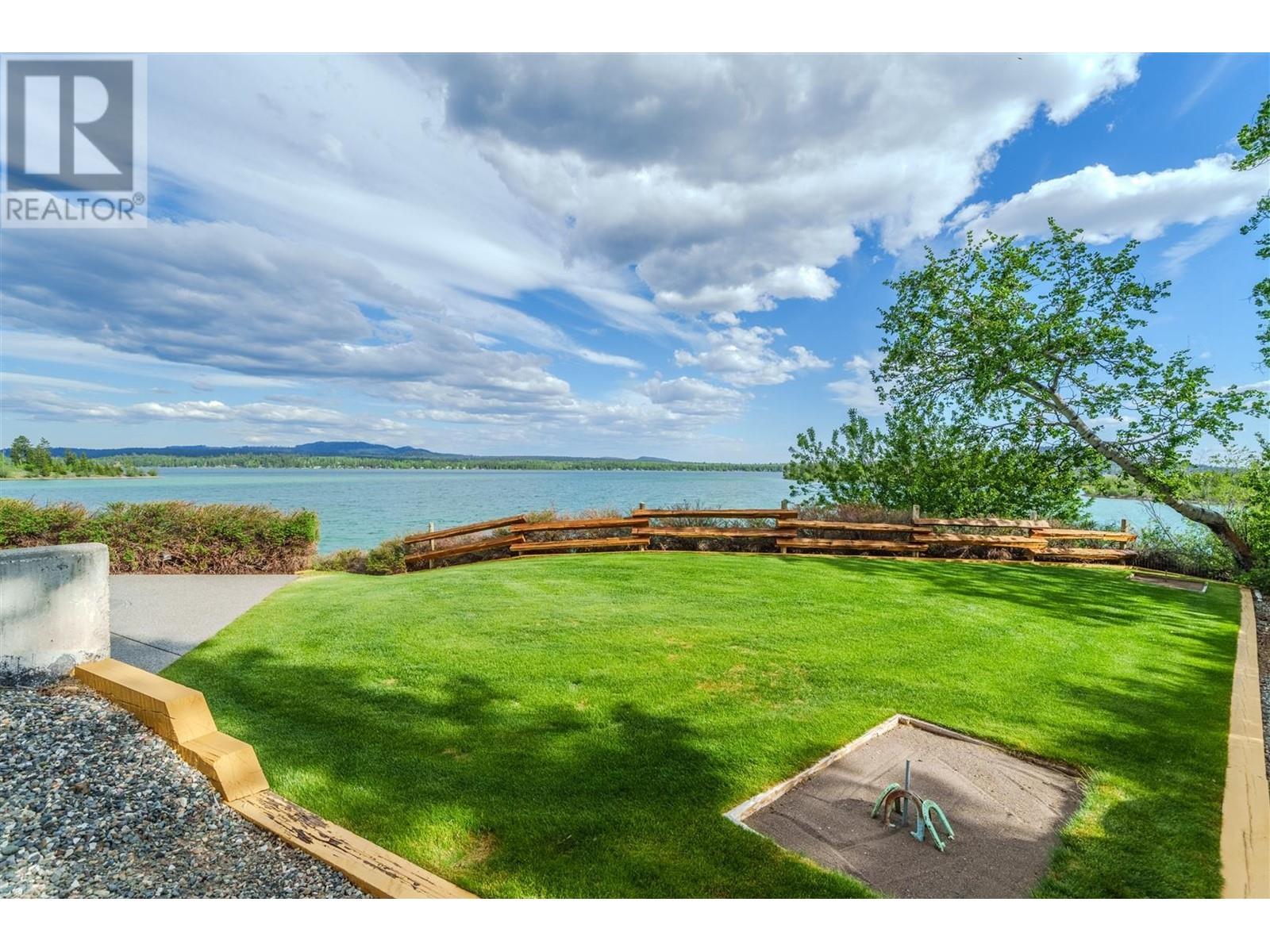 5834 Green Lake North Road, 70 Mile House, British Columbia  V0K 2K1 - Photo 16 - R3010724