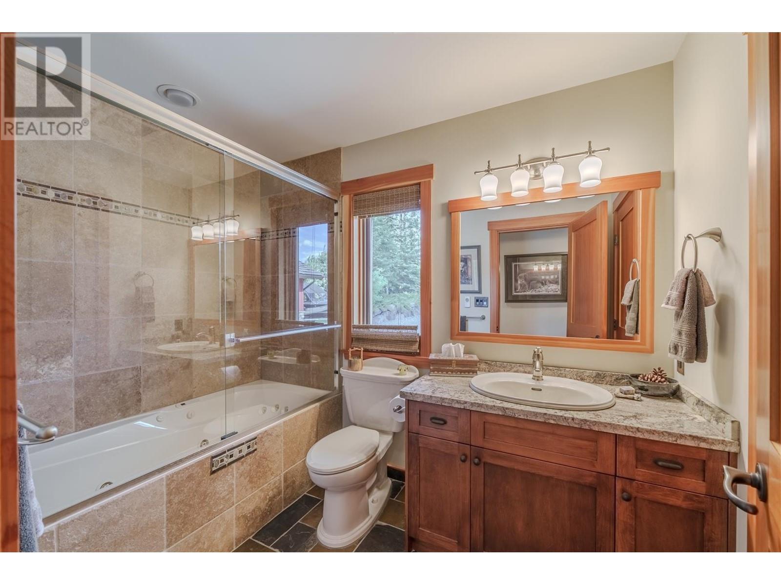 5834 Green Lake North Road, 70 Mile House, British Columbia  V0K 2K1 - Photo 19 - R3010724