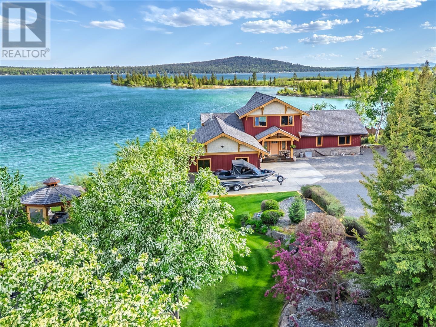 5834 Green Lake North Road, 70 Mile House, British Columbia  V0K 2K1 - Photo 2 - R3010724