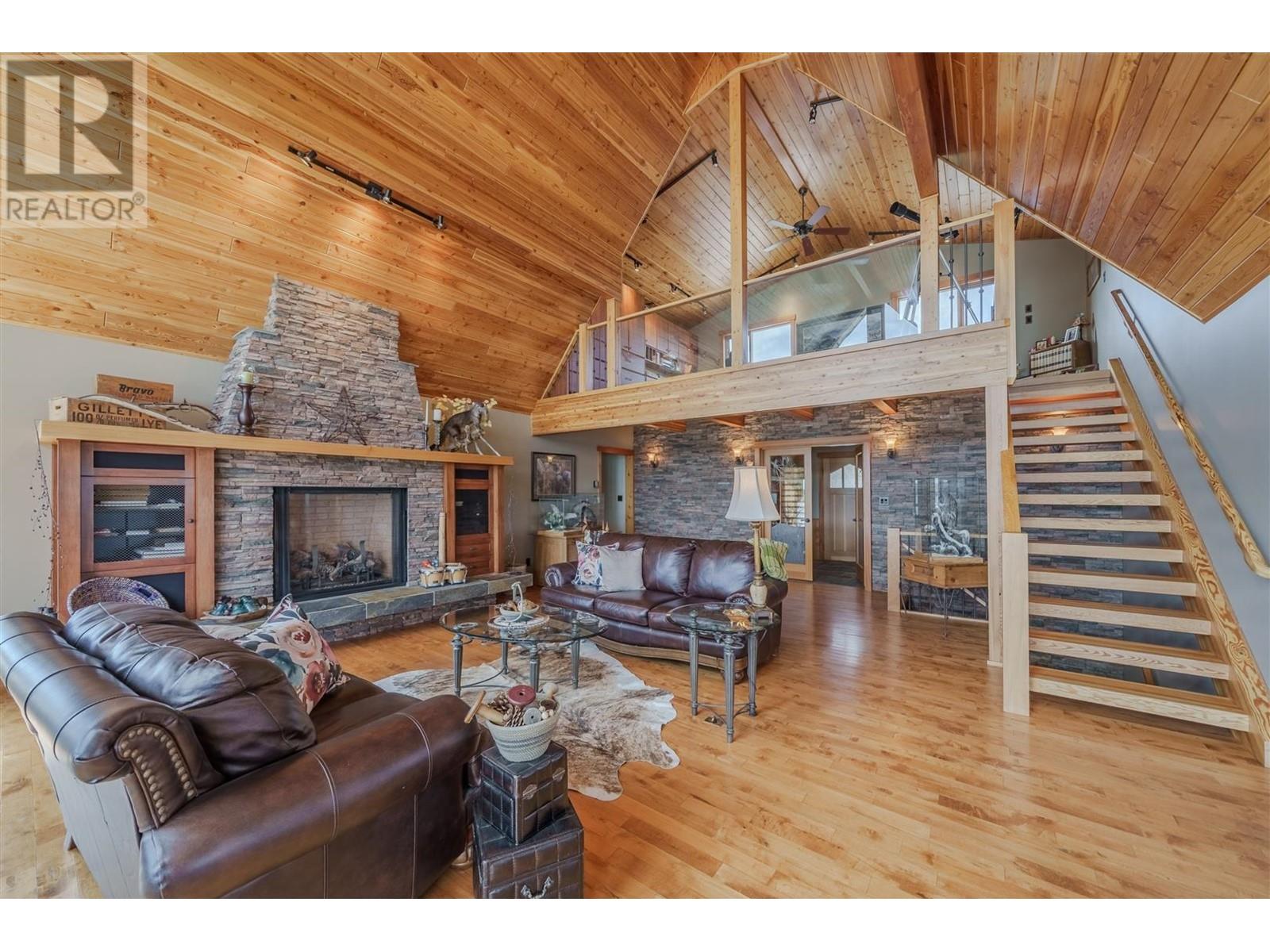 5834 Green Lake North Road, 70 Mile House, British Columbia  V0K 2K1 - Photo 26 - R3010724