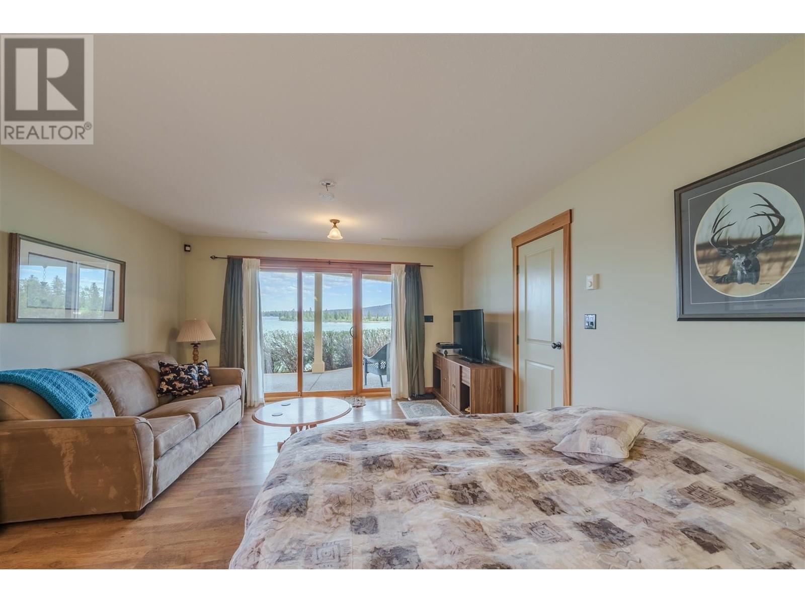 5834 Green Lake North Road, 70 Mile House, British Columbia  V0K 2K1 - Photo 36 - R3010724