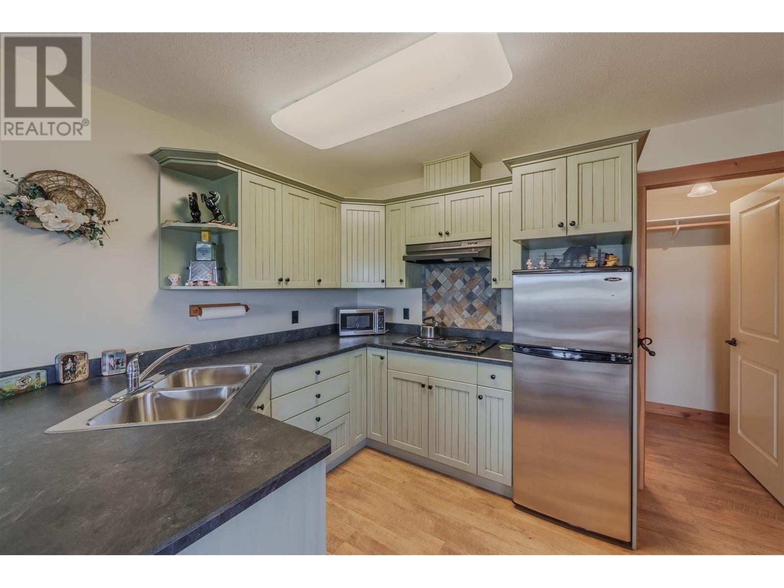 5834 Green Lake North Road, 70 Mile House, British Columbia  V0K 2K1 - Photo 37 - R3010724