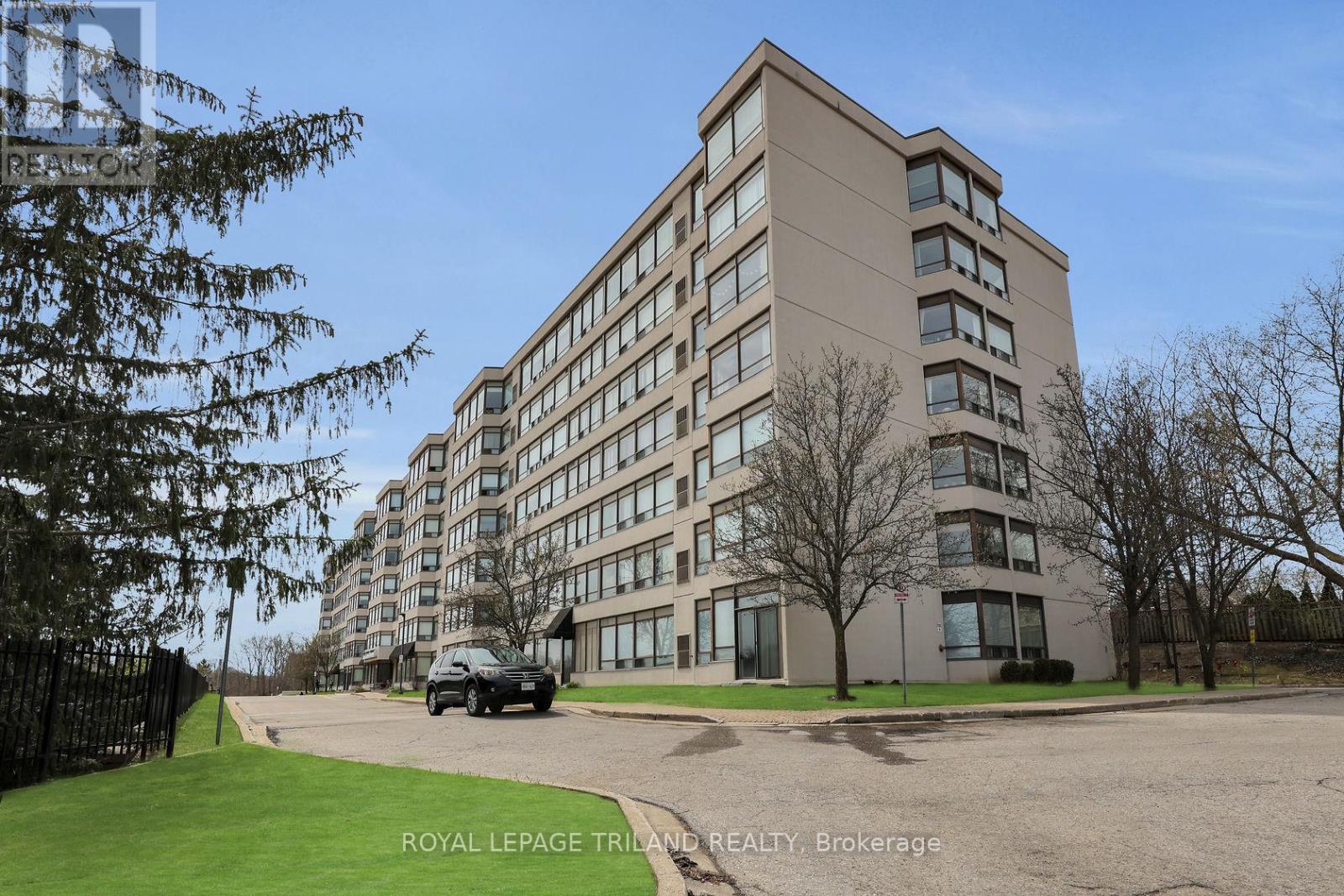 415 - 521 Riverside Drive