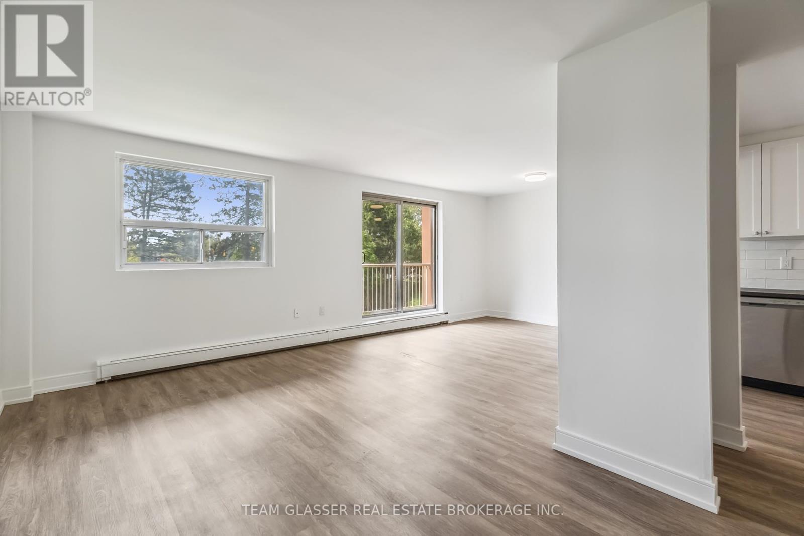 250 - 1570 Adelaide Street N, London North (North C), Ontario  N5X 2L7 - Photo 6 - X12193277