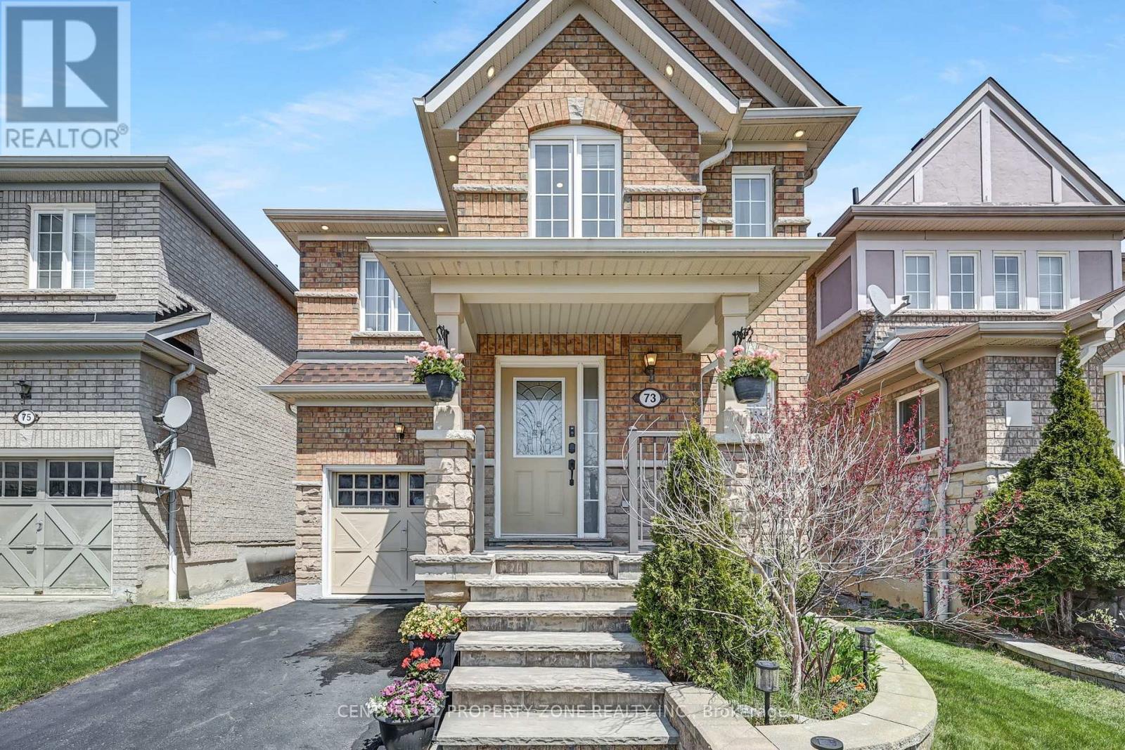 73 Feint Drive, Ajax (Northwest Ajax), Ontario  L1T 0E7 - Photo 2 - E12193079