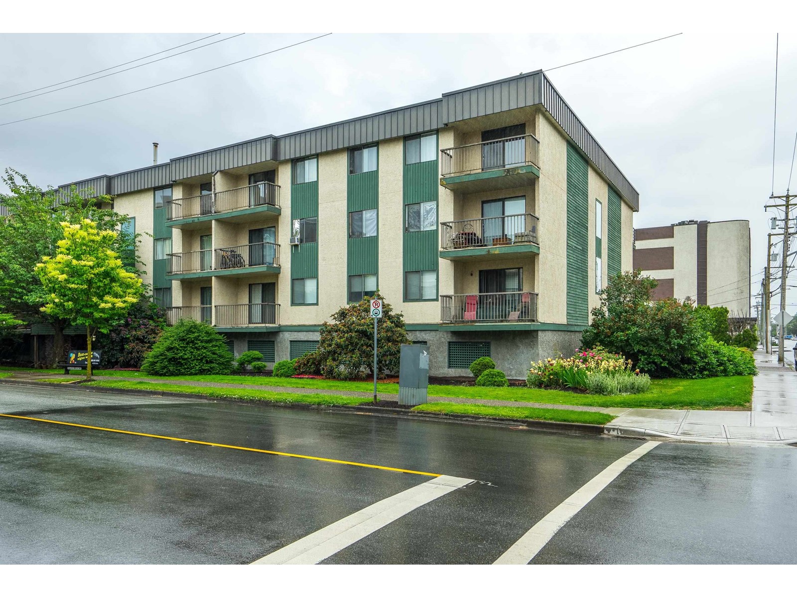 Property at 206 45744 SPADINA AVENUE image 3