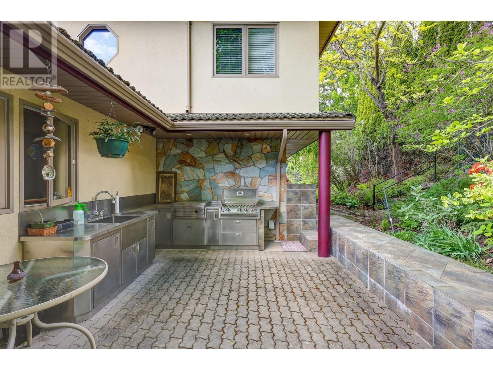 8809 Okanagan Landing Road, Vernon, BC V1H1J9