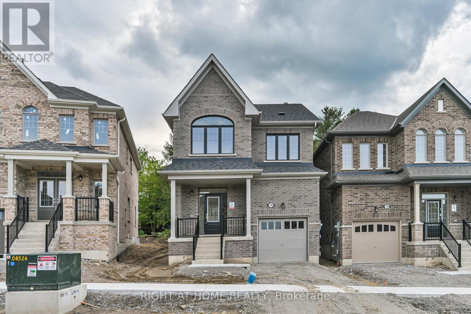 74 NORTH GARDEN BOULEVARD, Scugog, Ontario