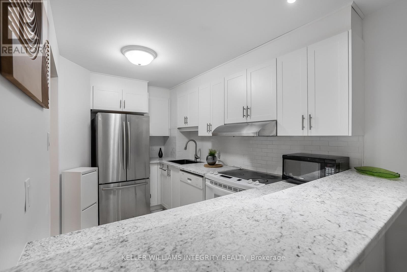 A - 6716 Jeanne D'arc Boulevard N, Ottawa, Ontario  K1C 6E9 - Photo 10 - X12193270