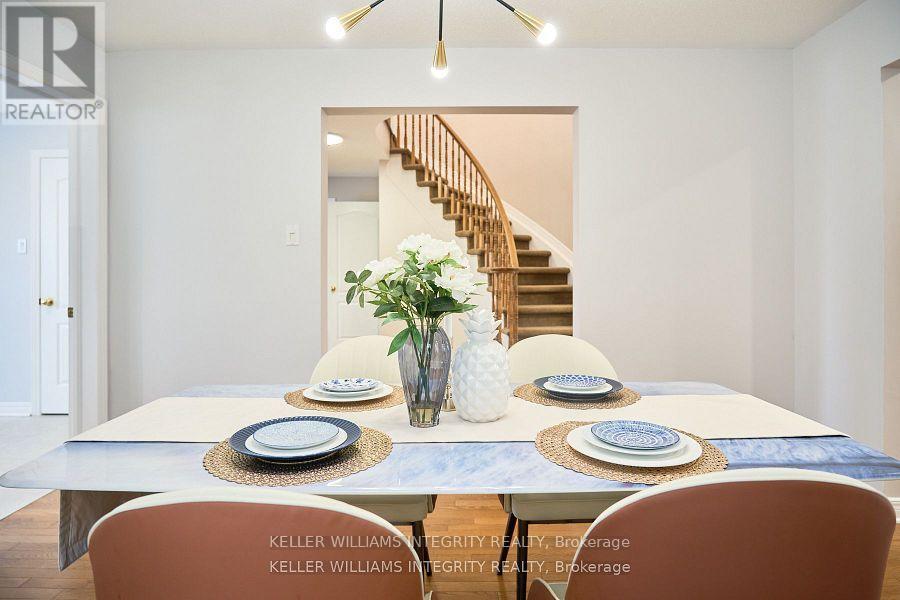 9 Shannondoe Crescent, Ottawa, Ontario  K2M 2C8 - Photo 9 - X12193289