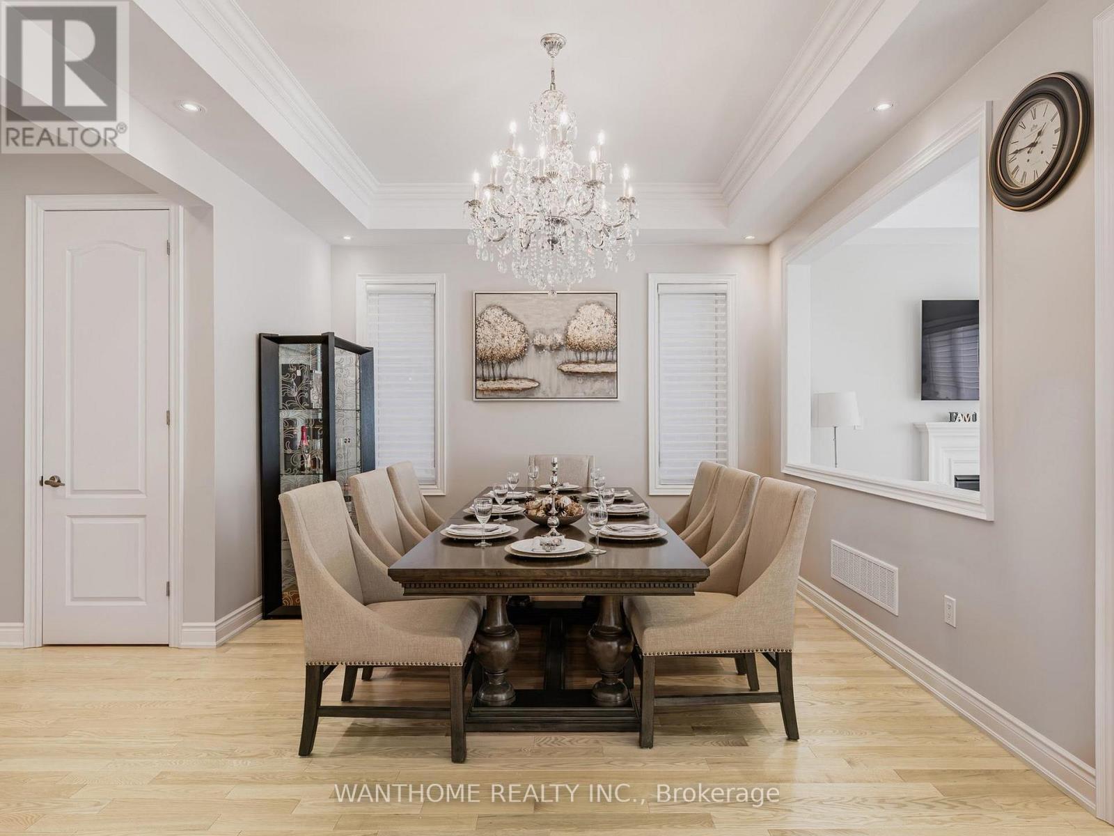 45 Giardina Crescent, Richmond Hill, Ontario  L4B 0G1 - Photo 8 - N12027255