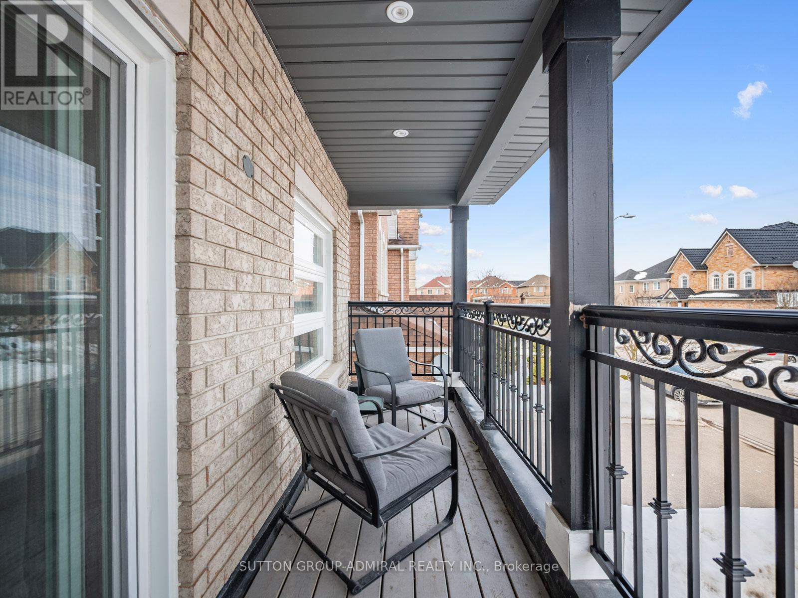 20 Pietro Drive, Vaughan, Ontario  L6A 3K5 - Photo 15 - N12133129