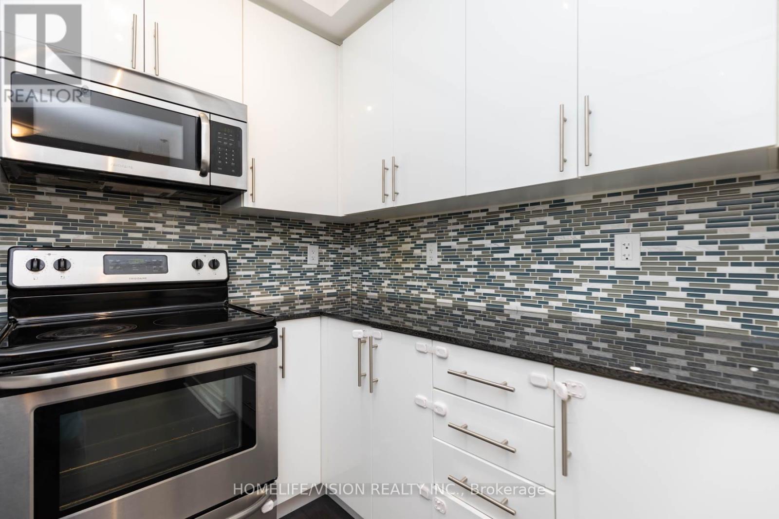 332 - 28 Prince Regent Street, Markham, Ontario  L6C 0V5 - Photo 8 - N12172180