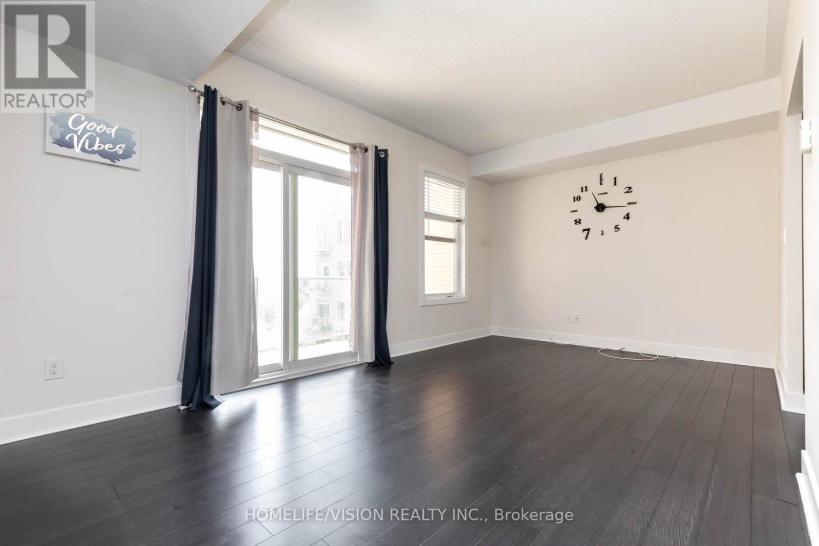 332 - 28 Prince Regent Street, Markham, Ontario  L6C 0V5 - Photo 3 - N12172180