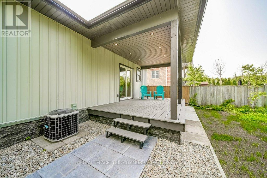 836 Montsell Avenue, Georgina, Ontario  L0E 1S0 - Photo 25 - N12176175