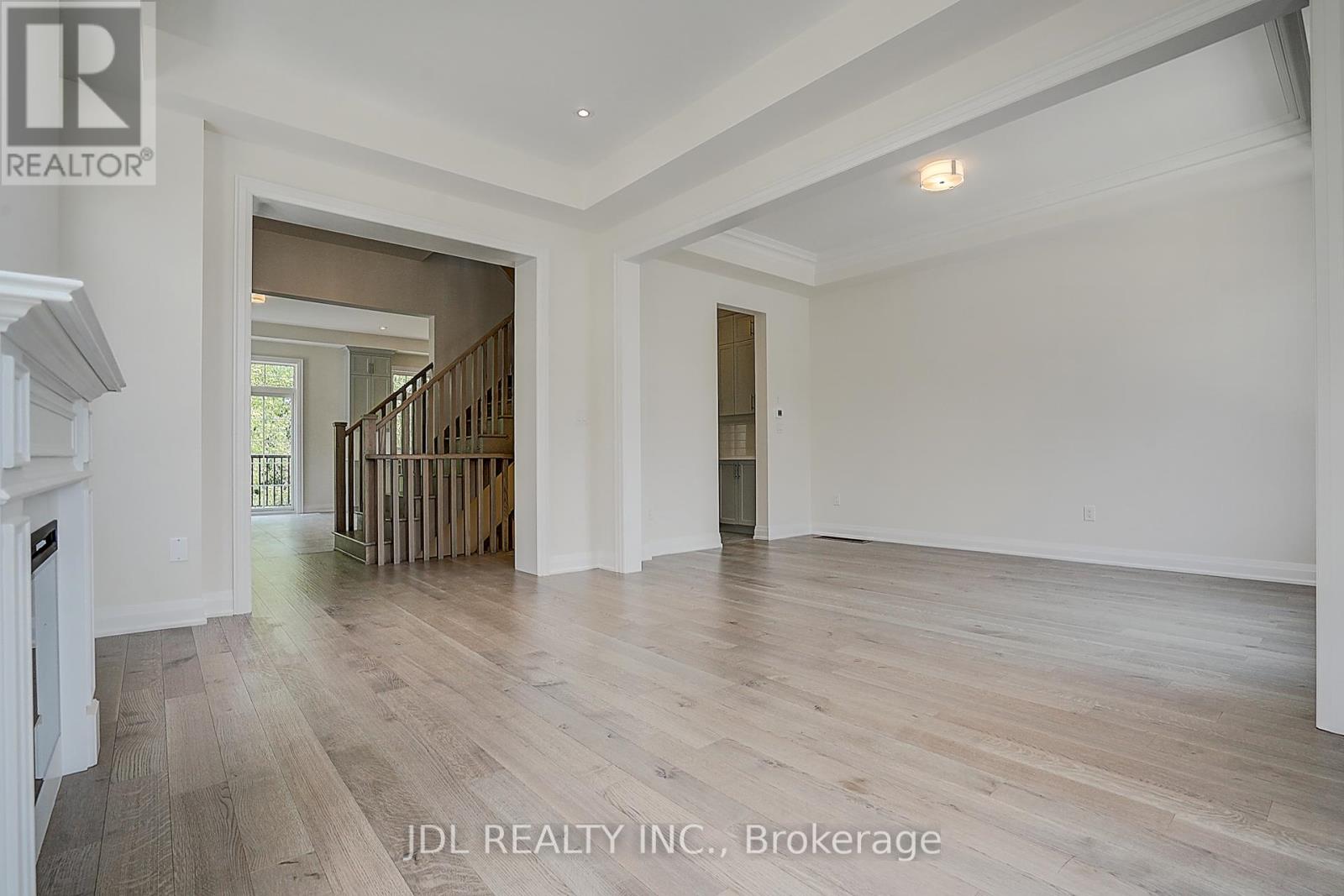 1 West Village Lane, Markham (Angus Glen), Ontario  L6C 3L5 - Photo 16 - N12192459