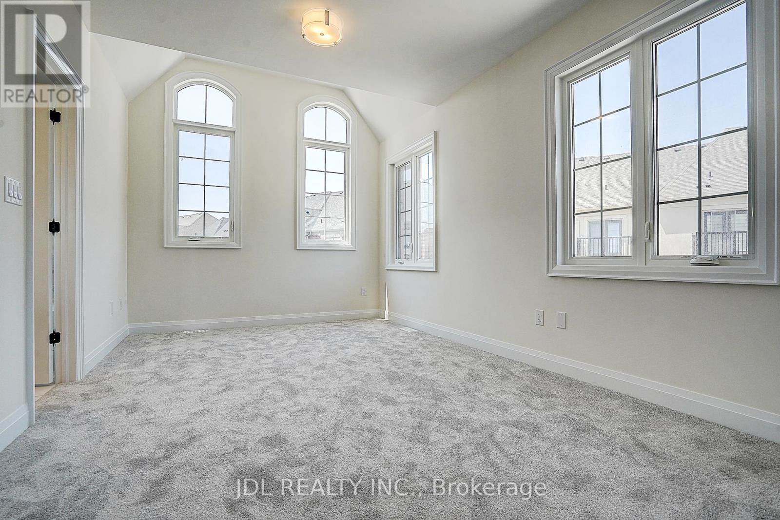 1 West Village Lane, Markham (Angus Glen), Ontario  L6C 3L5 - Photo 36 - N12192459