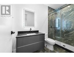 687 POPLAR STREET, Coquitlam property photo listing R3010615 for sale