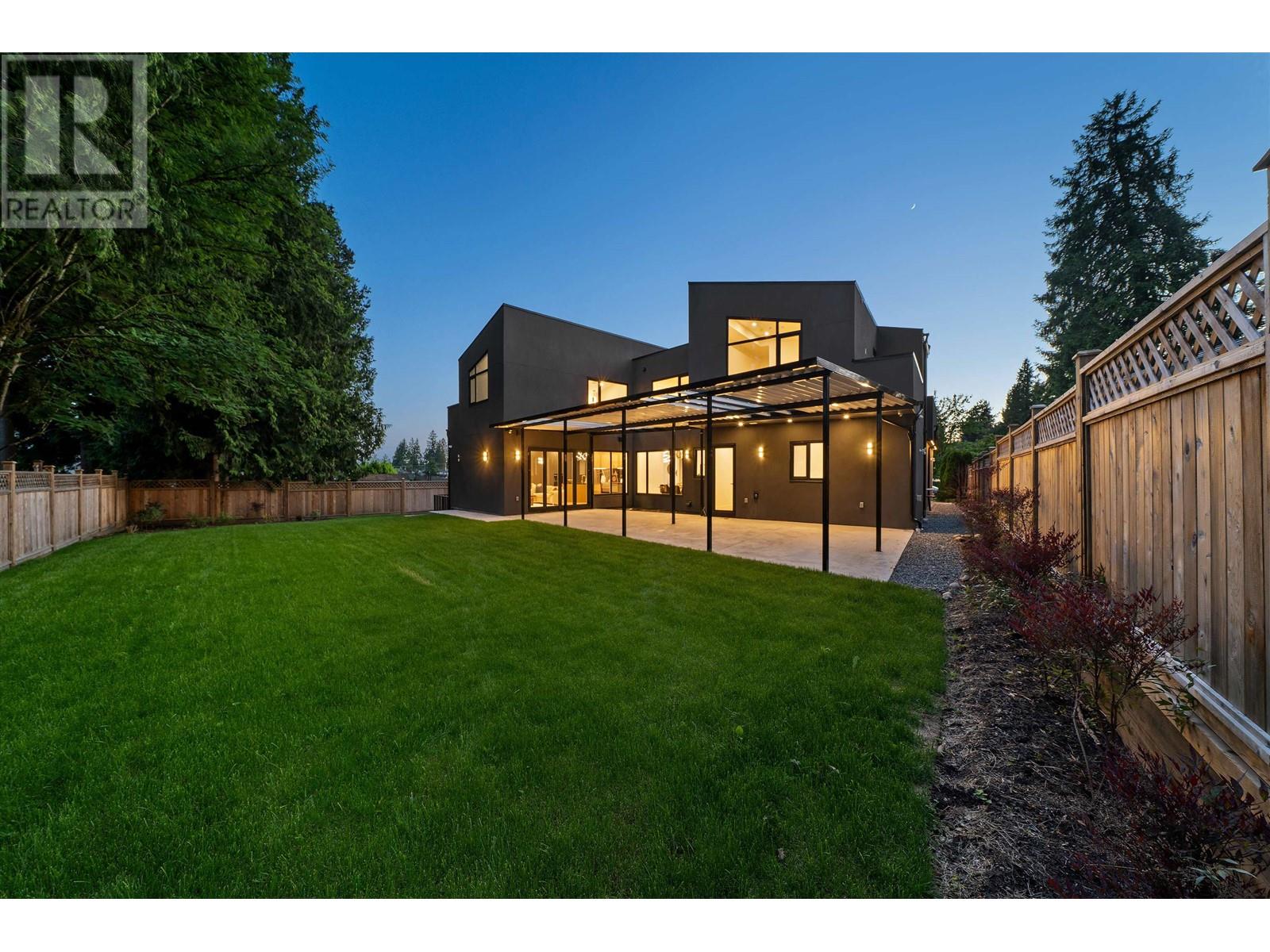 687 Poplar Street, Coquitlam, British Columbia  V3J 3K7 - Photo 40 - R3010615