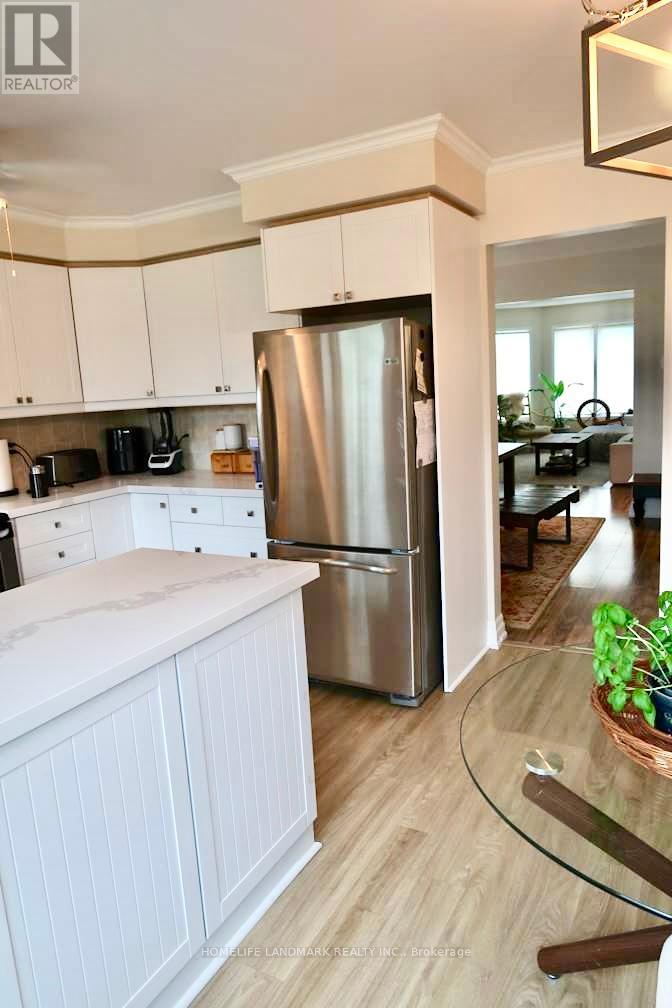123 Crossland Gate, Newmarket (Glenway Estates), Ontario  L3X 1A5 - Photo 8 - N12192738