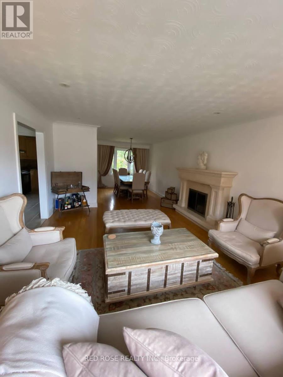 Main Floor - 97 Penstock Court, Richmond Hill (Mill Pond), Ontario  L4C 4P3 - Photo 3 - N12192628
