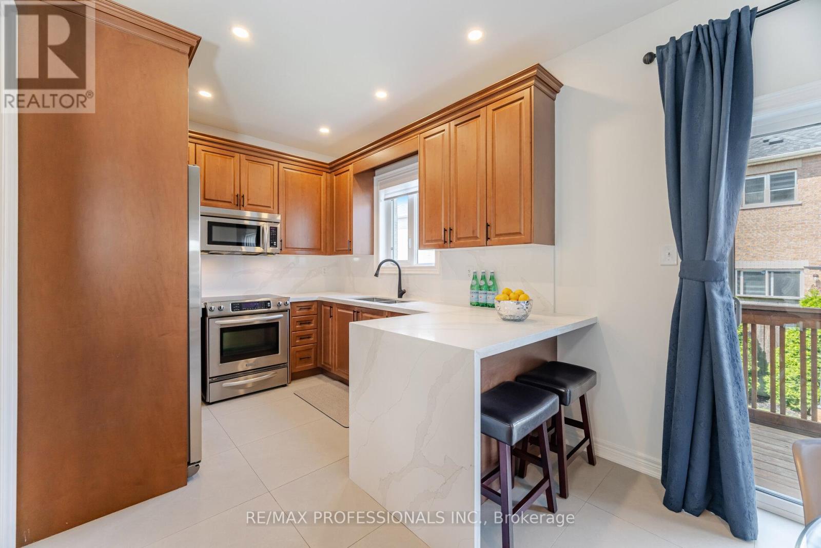 60 Acqua Drive, Vaughan, Ontario  L4H 3K9 - Photo 14 - N12192638