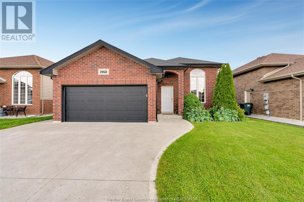 1068 THUNDERBAY AVENUE, Windsor, Ontario