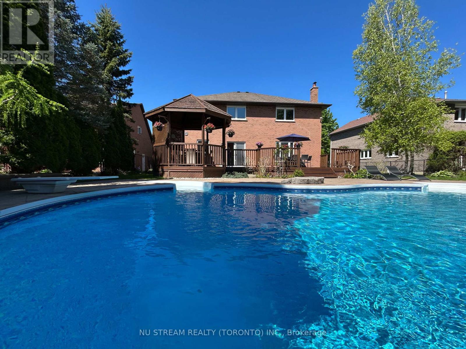 31 Ashfield Drive, Richmond Hill (Oak Ridges Lake Wilcox), Ontario  L4E 2L6 - Photo 50 - N12192976