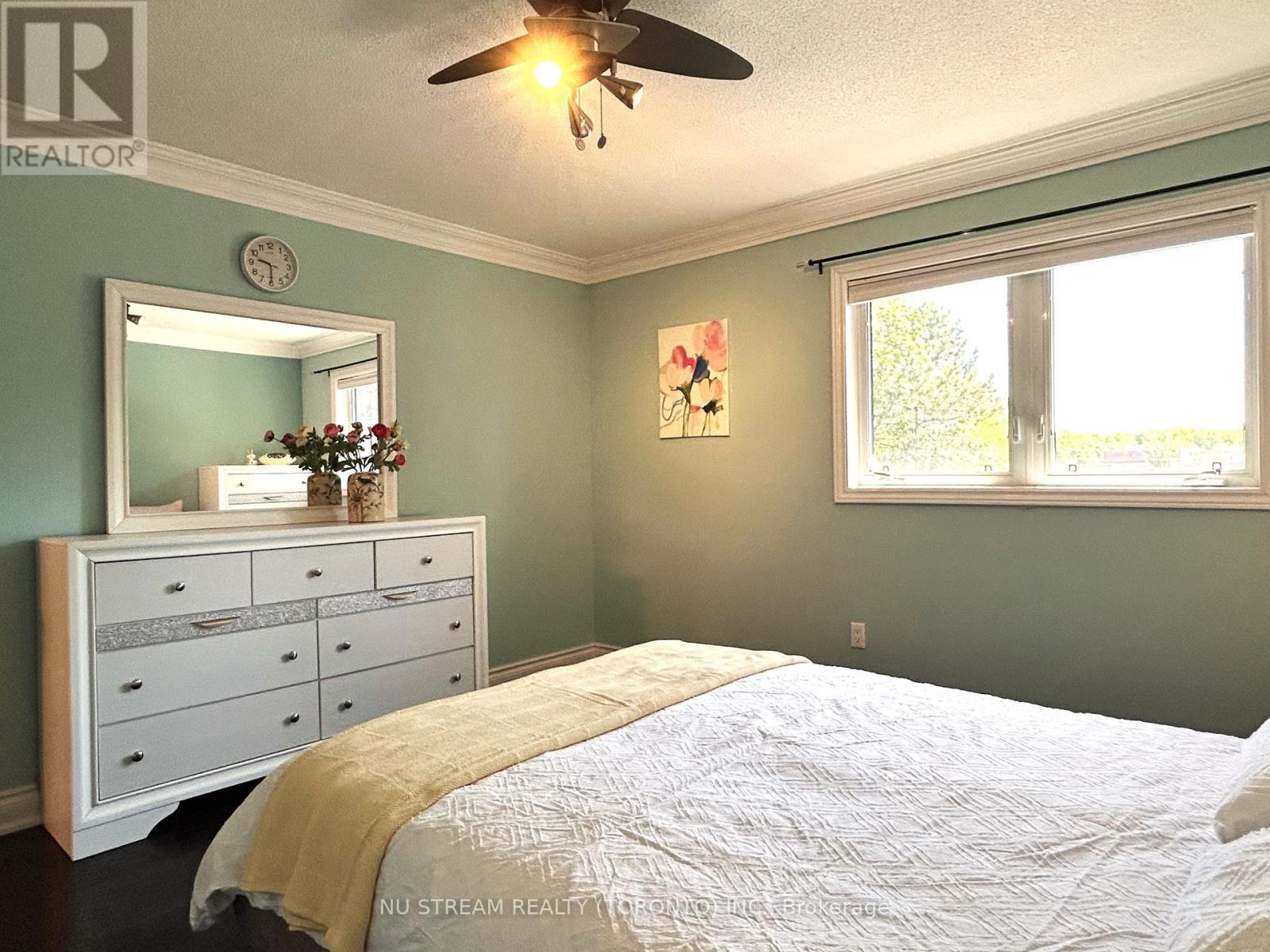 31 Ashfield Drive, Richmond Hill (Oak Ridges Lake Wilcox), Ontario  L4E 2L6 - Photo 27 - N12192976