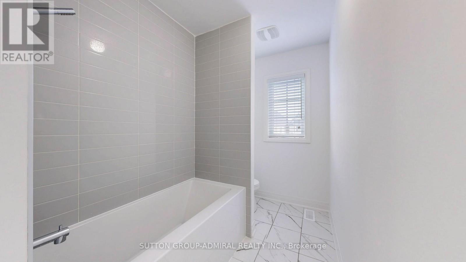 89 Kentledge Avenue, East Gwillimbury, Ontario  L9N 0V9 - Photo 31 - N12192996