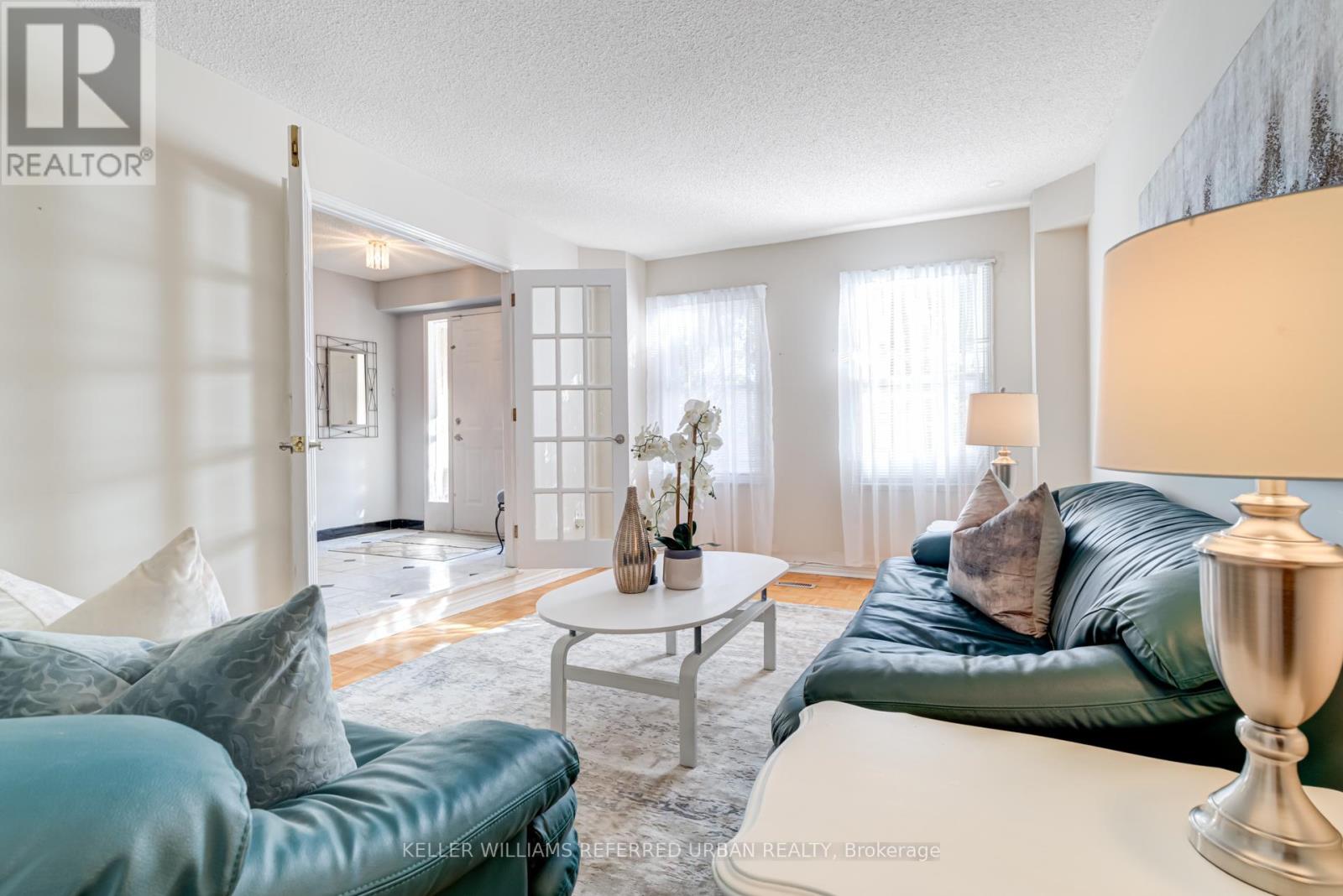 109 Topham Crescent, Richmond Hill, Ontario  L4C 9E9 - Photo 13 - N12193031