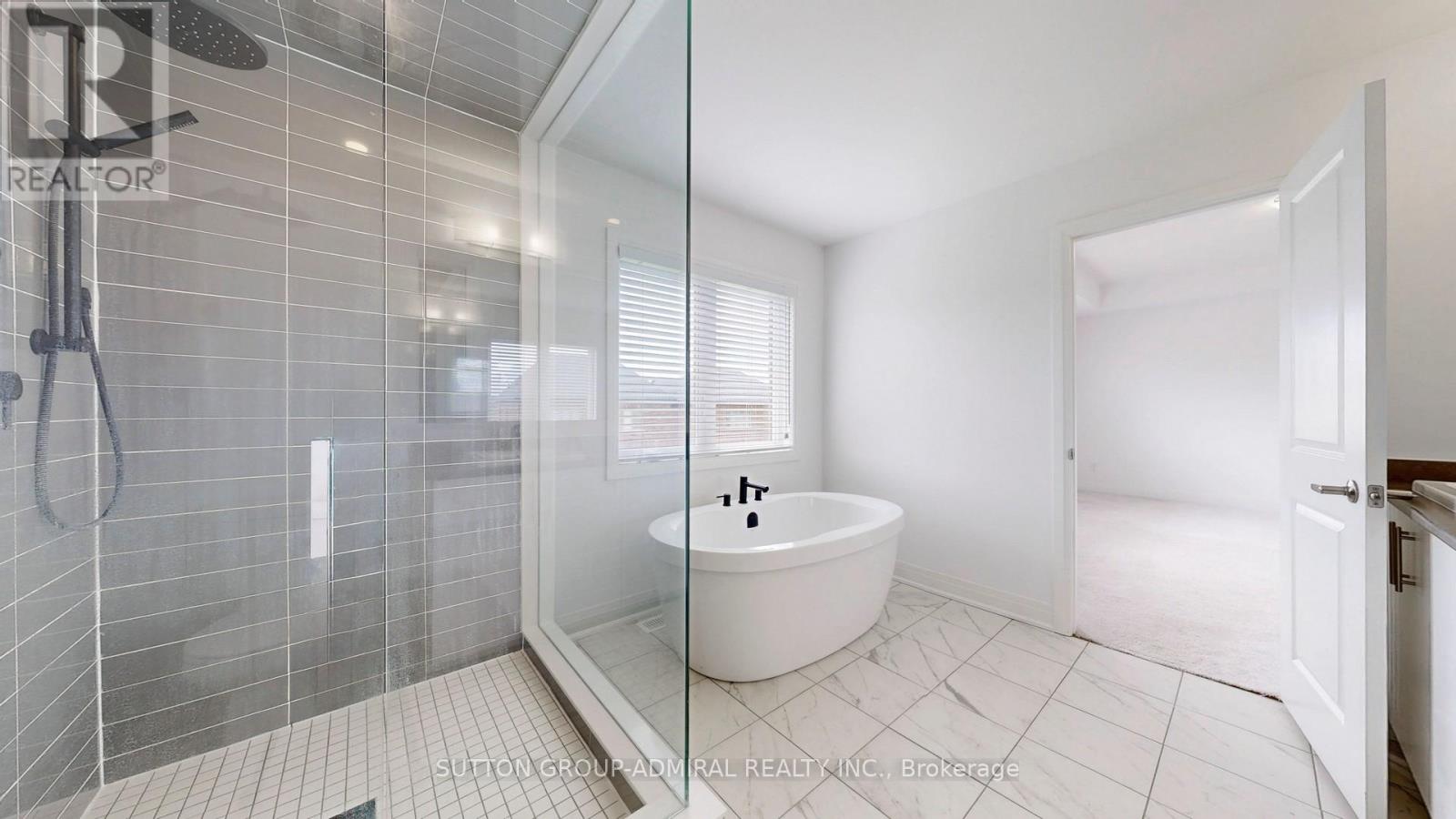 89 Kentledge Avenue, East Gwillimbury, Ontario  L9N 0V9 - Photo 24 - N12192996