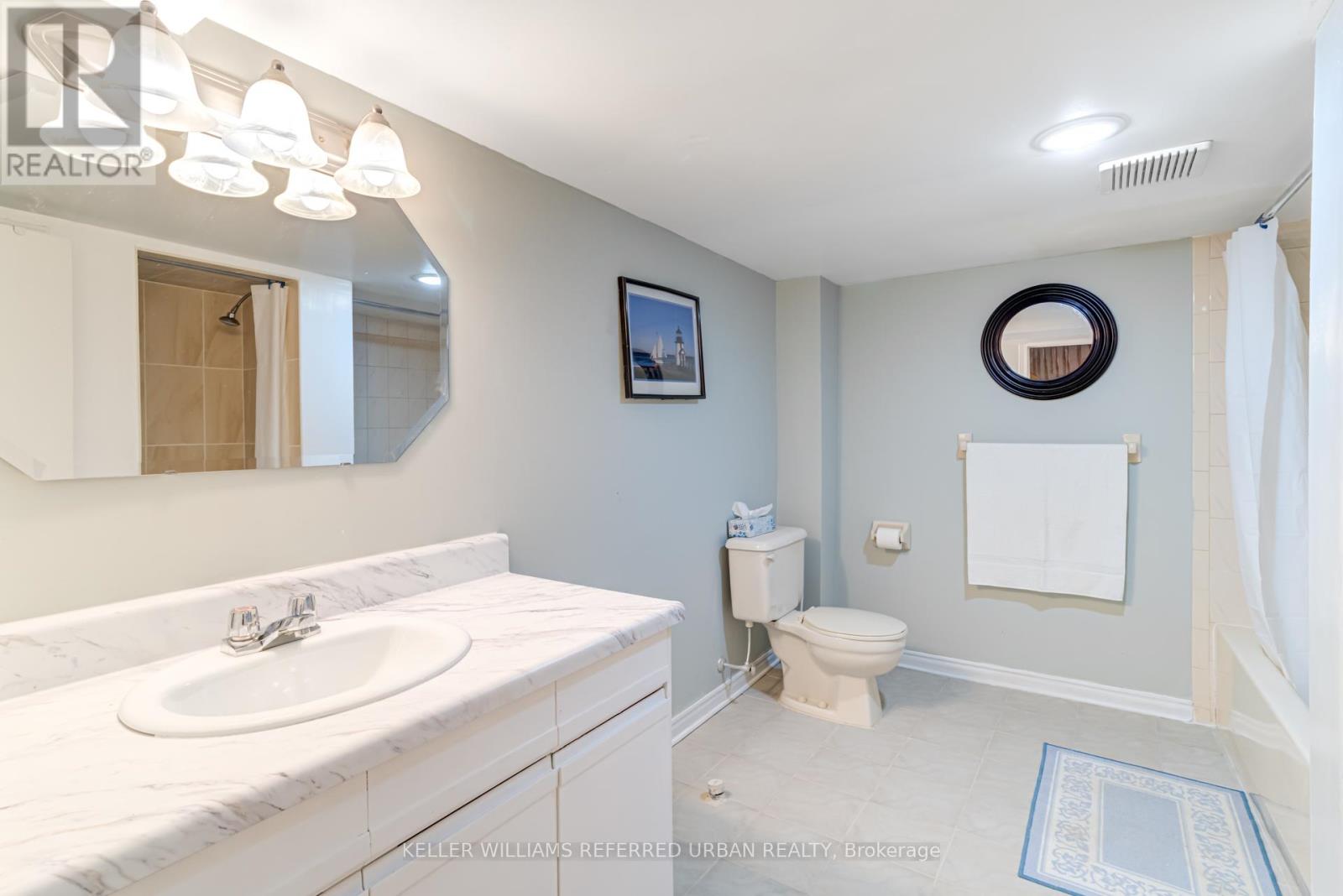 109 Topham Crescent, Richmond Hill, Ontario  L4C 9E9 - Photo 34 - N12193031